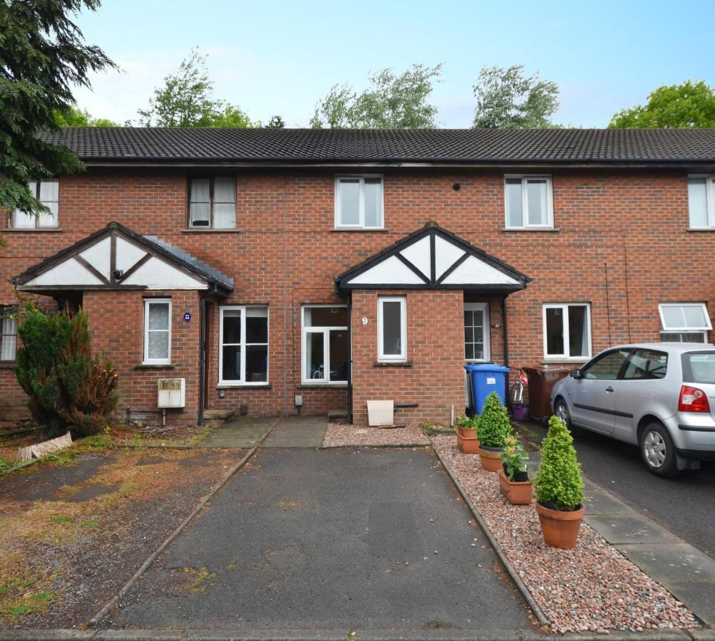 Bright Stylish 2 Bedroom Garden Apartment South Belfast Close To Everything Exterior foto
