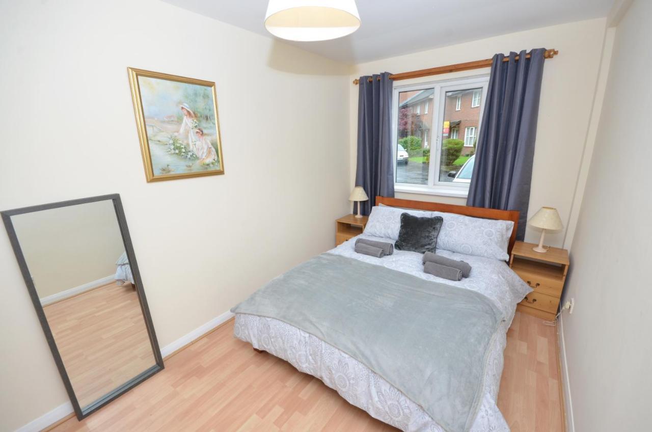 Bright Stylish 2 Bedroom Garden Apartment South Belfast Close To Everything Exterior foto