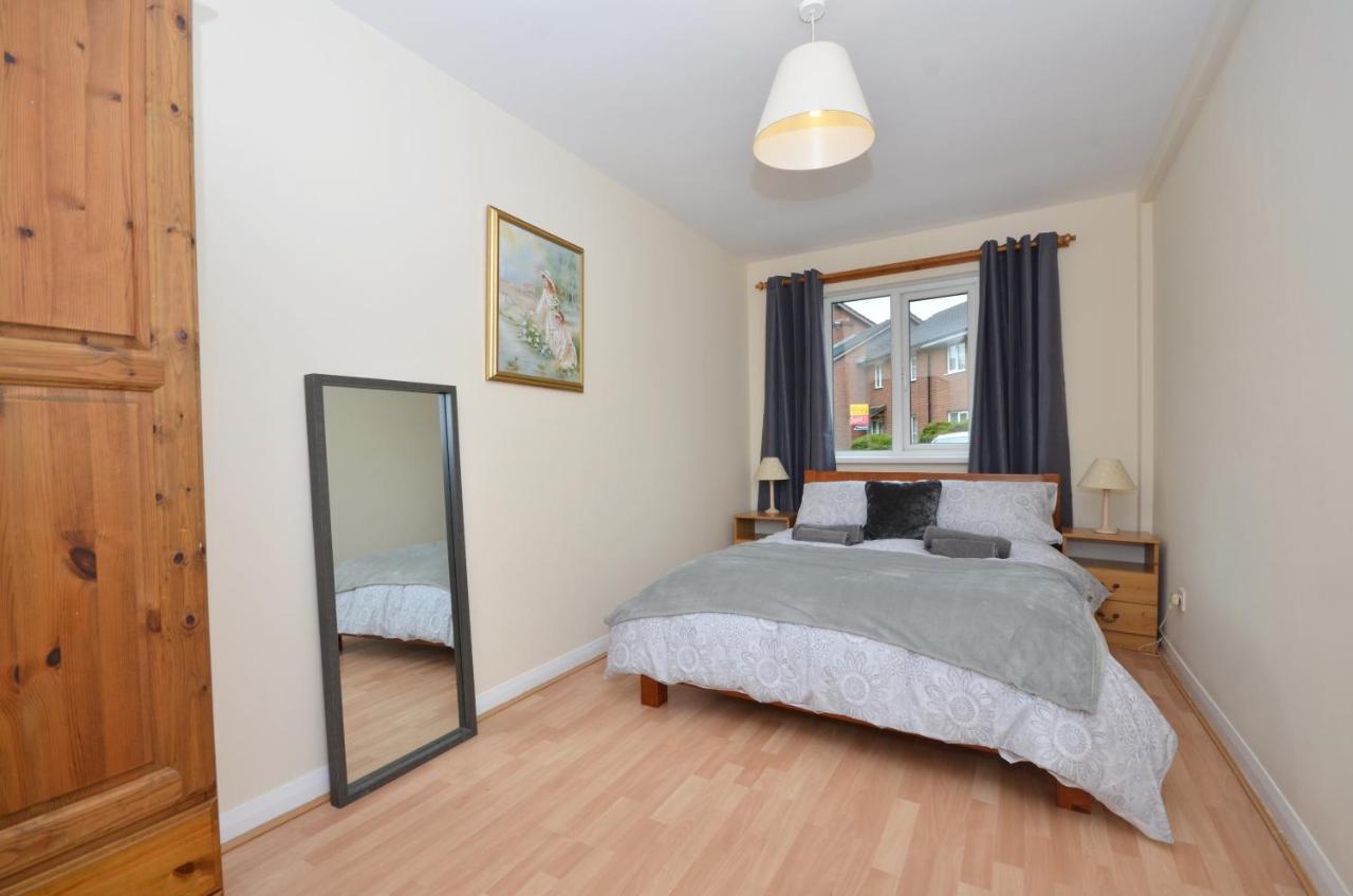 Bright Stylish 2 Bedroom Garden Apartment South Belfast Close To Everything Exterior foto